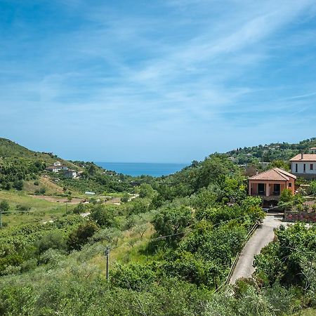 Bed and Breakfast Il Melograno Pollica Exterior foto