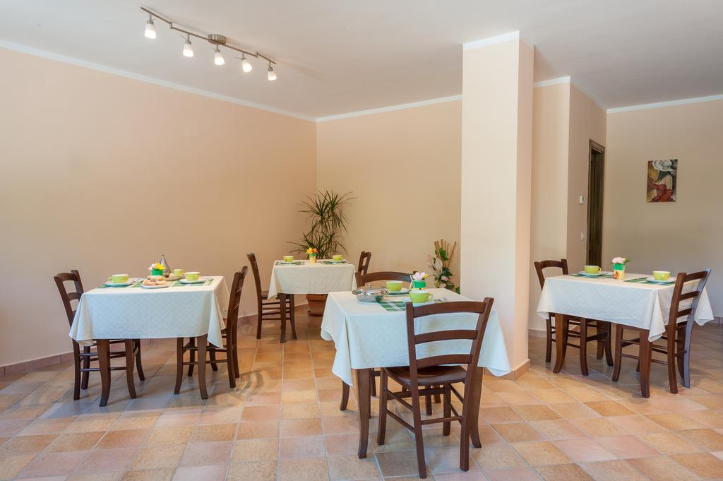 Bed and Breakfast Il Melograno Pollica Exterior foto